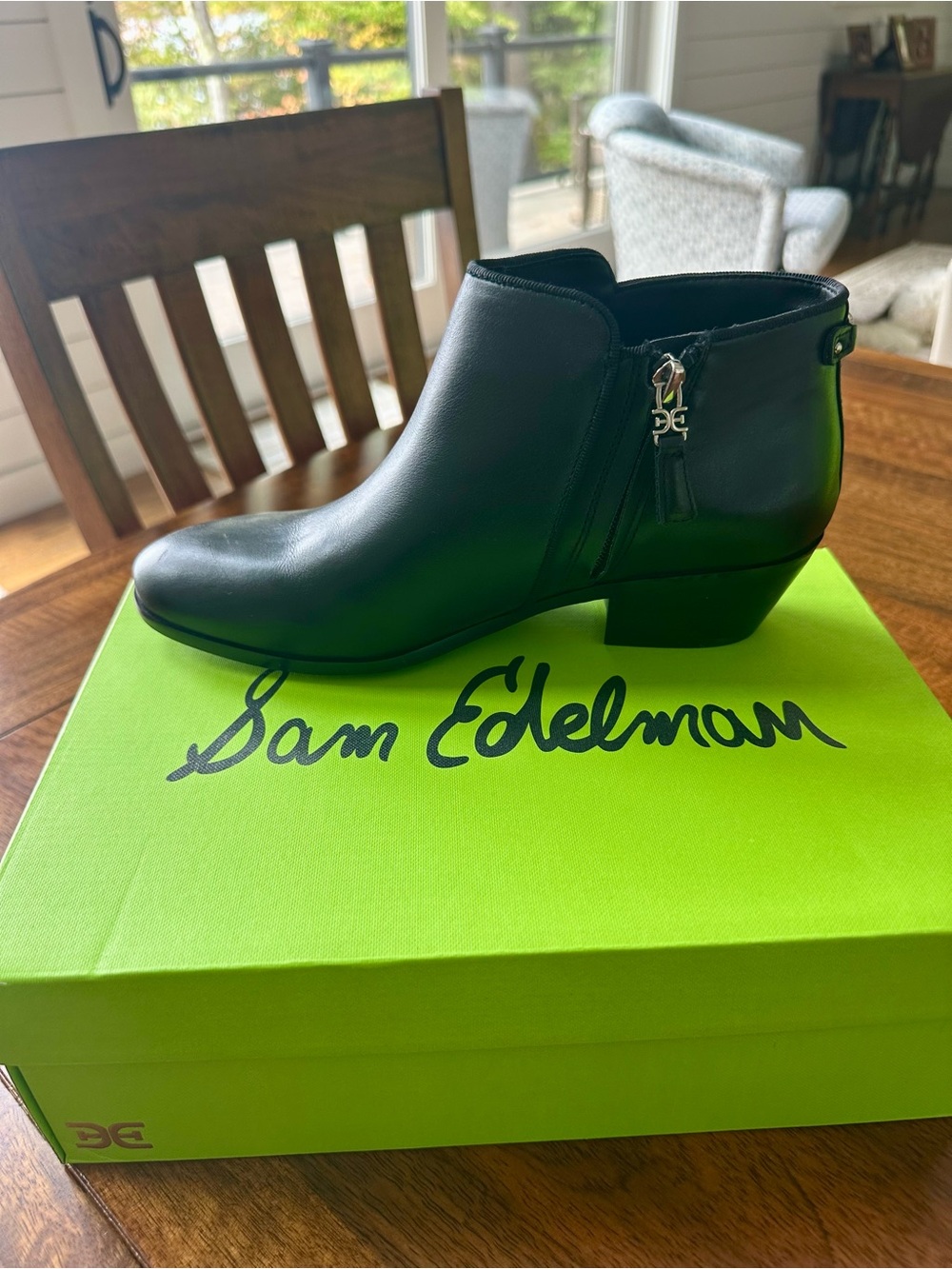 NIB Sam Edelman Black Leather Side-Zip Ankle Booties MSRP $140